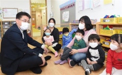아이 수 줄여 아이 좋게… 노원의 ‘안심어린이집’ 실험 [현장 행정]