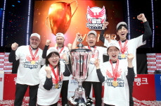 25살 한지승이 해냈다, 웰컴저축은행 프로당구(PBA) 팀리그 정상 등극
