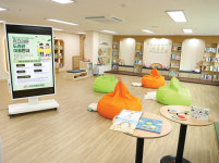 “내집 앞 5분 거리에 꼭 하나씩”…도서관에 진심인 구로 이 사람