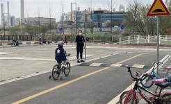 “자전거 안전은 어릴 때부터”… 영등포 안양천 교육장 다시 오픈