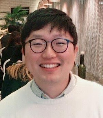 [나와, 현장] 그는 왜 변희수 하사의 죽음을 위로 못했나/기민도 정치부 기자