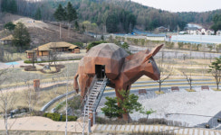 한줄기로 난 관광도로 139㎞, 길목마다 반가운 고향집