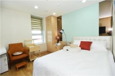 반값 비용에 호텔급 시설, 병원급 관리 [먼저 온 주말]