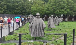 文정부 때 보훈처 회의실 명칭 ‘평화실’→‘밴플리트 홀’ 바꾼다