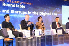 글로벌 대기업도 ‘K-스타트업’ 지원…오라클 협업·3000억 펀드 조성