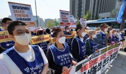 “다음 생엔 좋은부모…” 발달장애 딸 죽인 ‘암 투병’ 엄마 징역 6년 대표 이미지