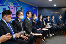 이재명 “尹정부, 무능·실패 숨기려 野탄압…누구 말대로 양두구육”