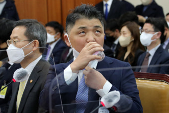 카카오 김범수의 케이큐브 ‘금산분리’ 위반 급부상… 공정위 제재 임박