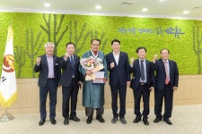 김호일 대한노인회장, 2023순천만국제정원박람회 홍보대사로 위촉