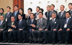 北도발에 화들짝?… 日언론 “尹·기시다, 이달 중순 회담 가능성”