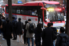 [포토多이슈]  경기 광역버스 입석 중단