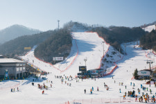 지하철 타고 스키장 간다…엘리시안강촌 7일 개장