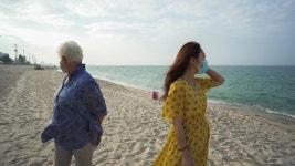 7년에 걸쳐 정성 들여 찍고 편집한 다큐 ‘시간을 꿈꾸는 소녀‘