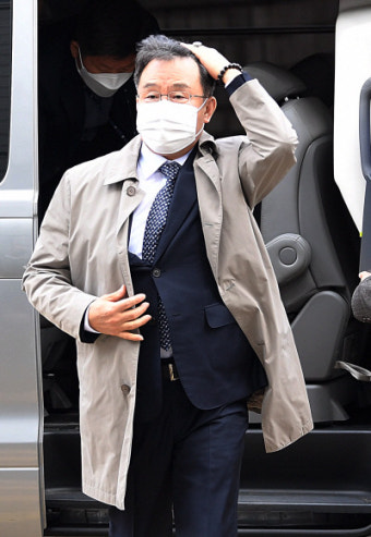 [단독]‘김만배 옥죄기’ 수위 높이는 檢...언론인과 사적 자금거래도 추적