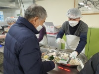 홍국표 서울시의원, ‘쌍문동 어르신 복지관  무료급식 봉사 활동’ 참여