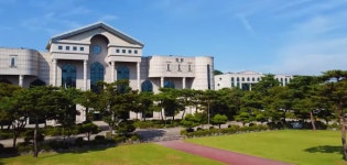 신입생 수 감소 대학가 위기 현실화, 신안산대 교직원 절반 정리해고