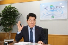 박준희 관악구청장, 노인복지대상 수상…어르신 일자리·경로당 발전 공헌