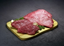 ‘반값 한우’ 열풍 잇는다… 온·오프 유통점서 ‘소프라이즈 대한민국 한우세일’ 진행