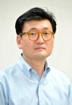 [데스크 시각] 윤달엔 송장을 거꾸로 세워도 탈이 없을까/유영규 기획취재부장