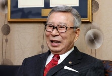 한국 찾은 美 전직 의원들, 민간 외교 나선다