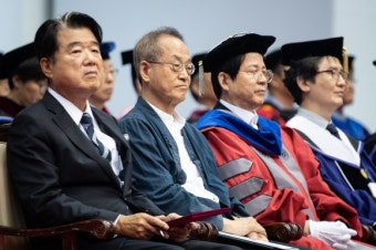 “혼자만 잘 살지 마세요”…서울대 졸업식 축사 ‘눈길’