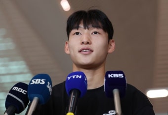 스토크시티, 배준호 4년 계약…“전력분석팀 눈 사로잡은 재능 있는 선수”