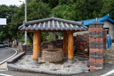 [르포] 사람 못 살 동네가 4년 만에 이렇게… “삶의 질이 달라졌어요” 영동군 장동 2리에 생긴 일