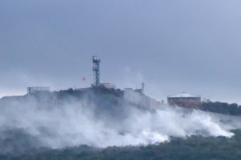 헤즈볼라 “보복” 이스라엘로 미사일…하마스도 로켓 20발 발사 (영상)