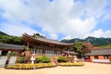 밀양 영남루 마침내 국보로...창녕 관룡사 일원은 명승 지정