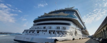 [르포] 24층 빌딩 높이 중국크루즈 강정항에… “감귤농장 보고 싶어요”