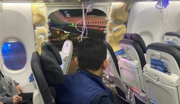 “비행 중 비상문이 날아갔아요”…美 여객기 황당 사고