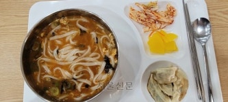 4000원 ‘갓성비’ 세종청사 식당에 찬바람 왜 [관가 블로그]