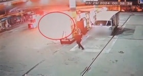 휘발유 끼얹더니 자기 몸 불태운 주유소 직원 “마약 취해”