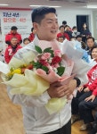 지옥서 살아 돌아왔다…김재섭·조정훈·김태선 ‘극적 승리’ 환호