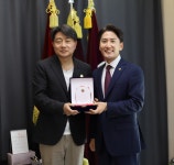 이민석 서울시의원, 서울디자인고등학교 감사패 받아