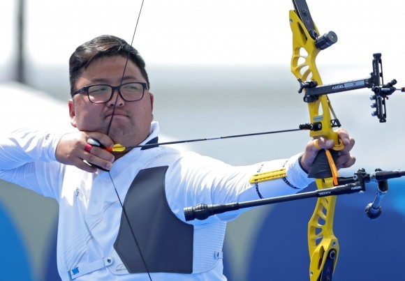 김우진 선수, 2024 파리 올림픽 양궁 3관왕→대한체육회 체육대상 수상!