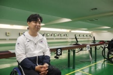 “우연히 잡은 총 덕에 게임낭인 탈출… ‘LA 2연패’로 MVP 명중”