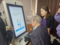 구로구, ‘인공지능(AI) 청진기’로 경로당에서 건강 챙기세요