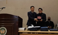홍국표 서울시의원,  ‘꿈을 향한 도전’ 효문중 졸업식 참석