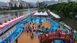 ‘풍덩, 물속으로!’…대구경북 도심 속 물놀이장 속속 개장