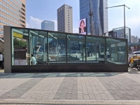 이새날 서울시의원 “신사역 7번 출구 캐노피 설치 완료…시민 편의와 안전 강화 기대”