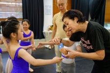 1세대 발레리나의 땀…‘광진의 꿈’ 나빌레라[우리동네 문화발전소]