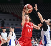 30점 앞서도 전방 압박·속공·박스아웃…‘에너지’로 신한은행 압도한 일본 덴소