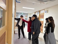 ‘강동엄마’ 박춘선 서울시의원, 고현초등학교 시설 안전문제 점검… “안전이 우선”