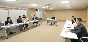 경기도의회, 제4회 디지털 의정위원회 개최...AI 기반 디지털 의정체계 본격 추진