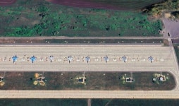 [포착] 러 공군기지 침투해 방화…Su-30 전투기 두 대 불길에 활활 (영상)