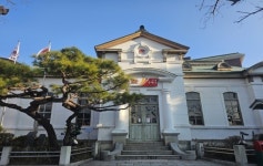 침체한 창원 진해 원도심, 근대유산으로 다시 살린다