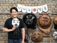 “무대서 만난 깨달음… 탈에 메탈을 얹어 해탈을 빚습니다”