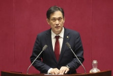 ‘전두환·윤석열 내란 아냐’ 발언에…與, 국힘 김태규 징계·제명 촉구