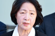 “사과를 바라시니”…추미애, ‘소방 재정 빨대’ 발언 공식 사과 “깊은 유감”